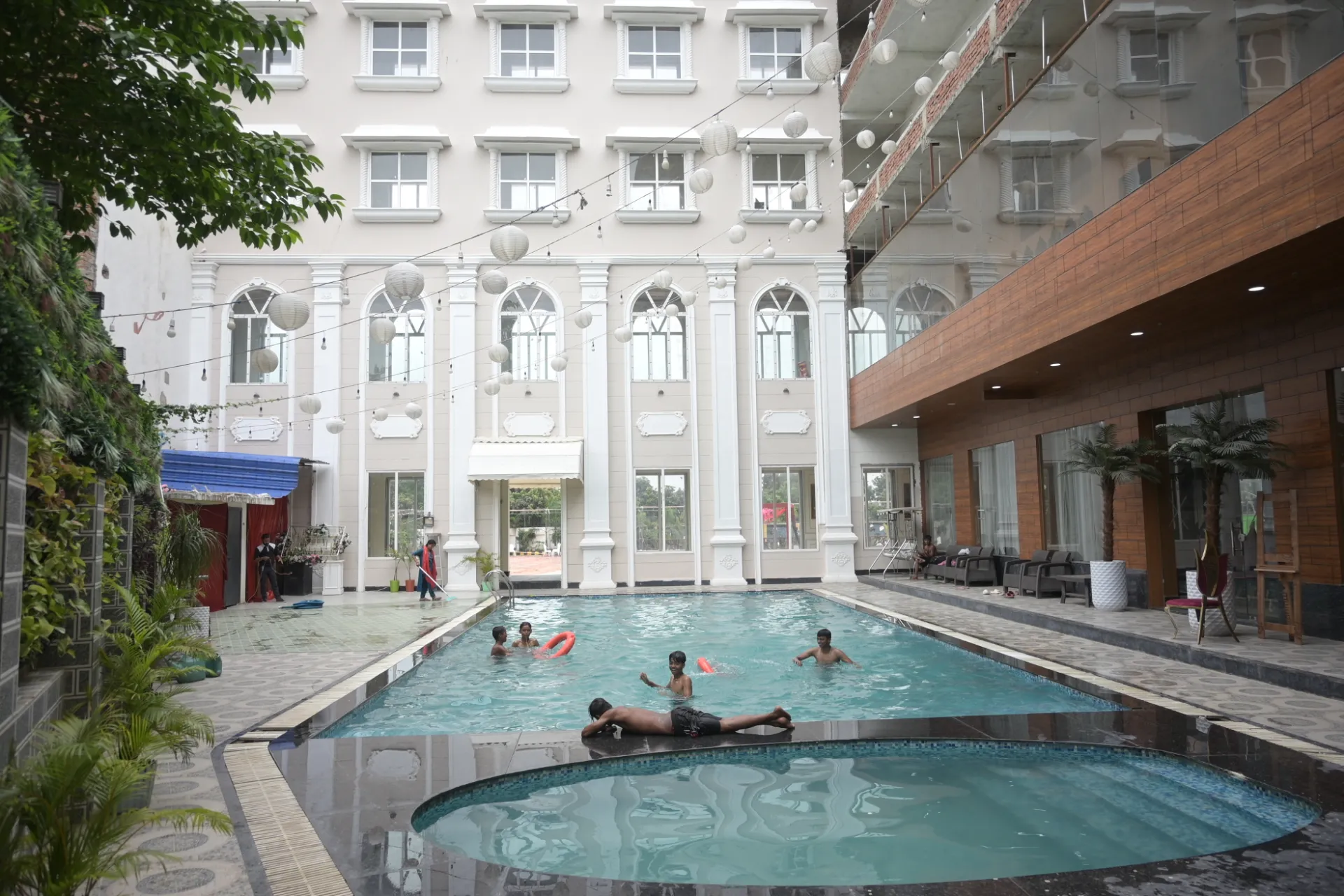 Pool View 2