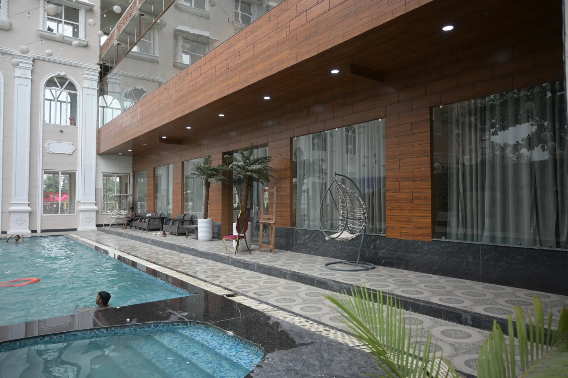 Pool View 3