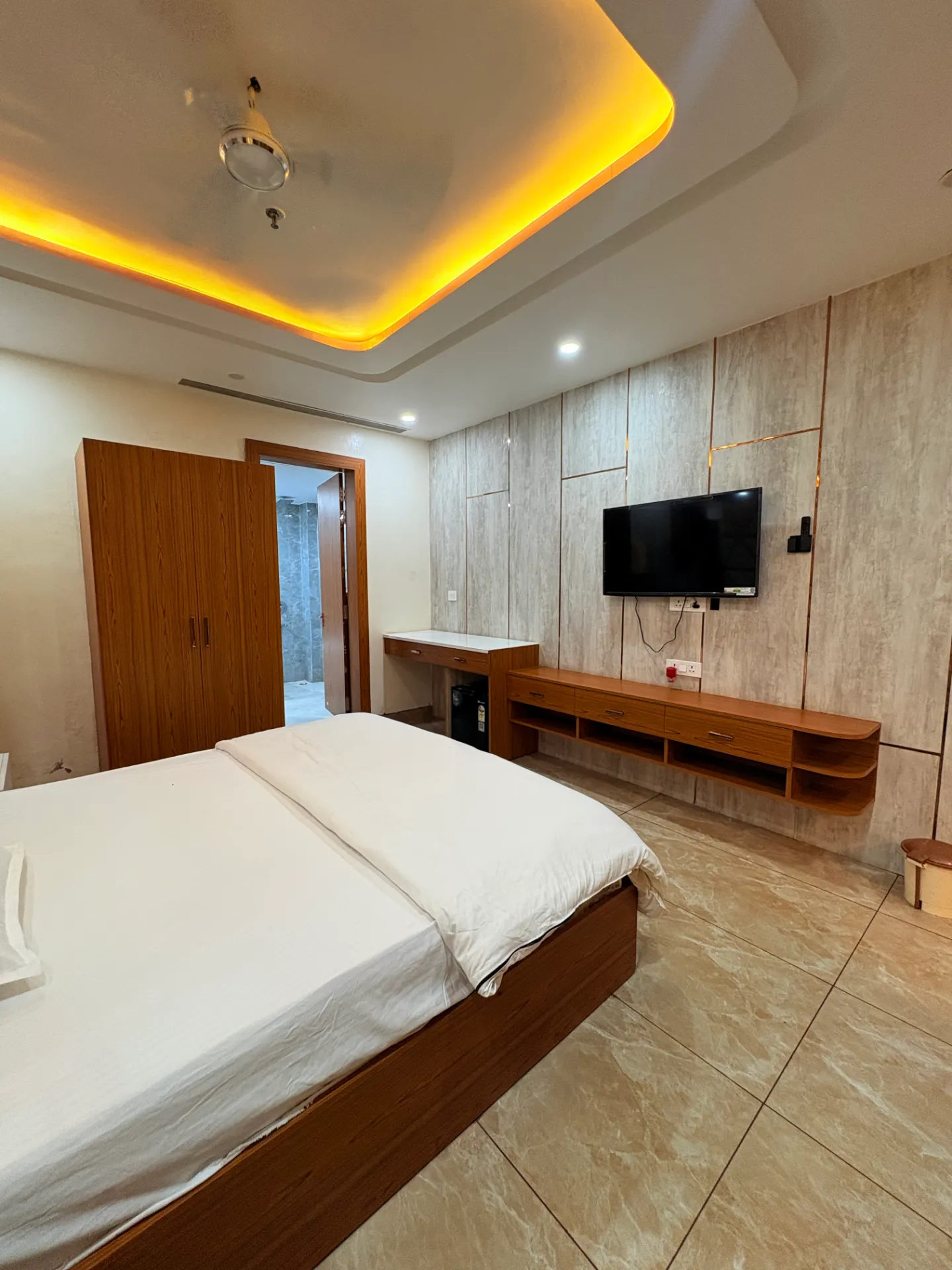 Room Photo